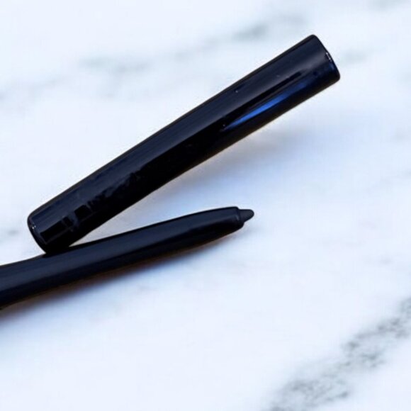 MAC Cosmetics MAC Technakohl Eye Liner in Graphblack Full Size New Without Box - Picture 5 of 5